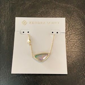 Kendra Scott Margot Short